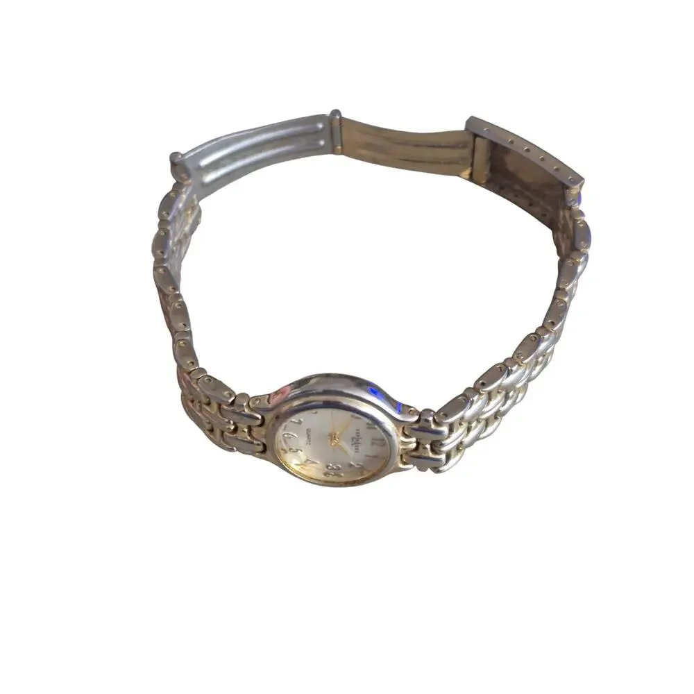 LA Express Womens Watch Vintage Elegant affordable and‎ timeless Matching band